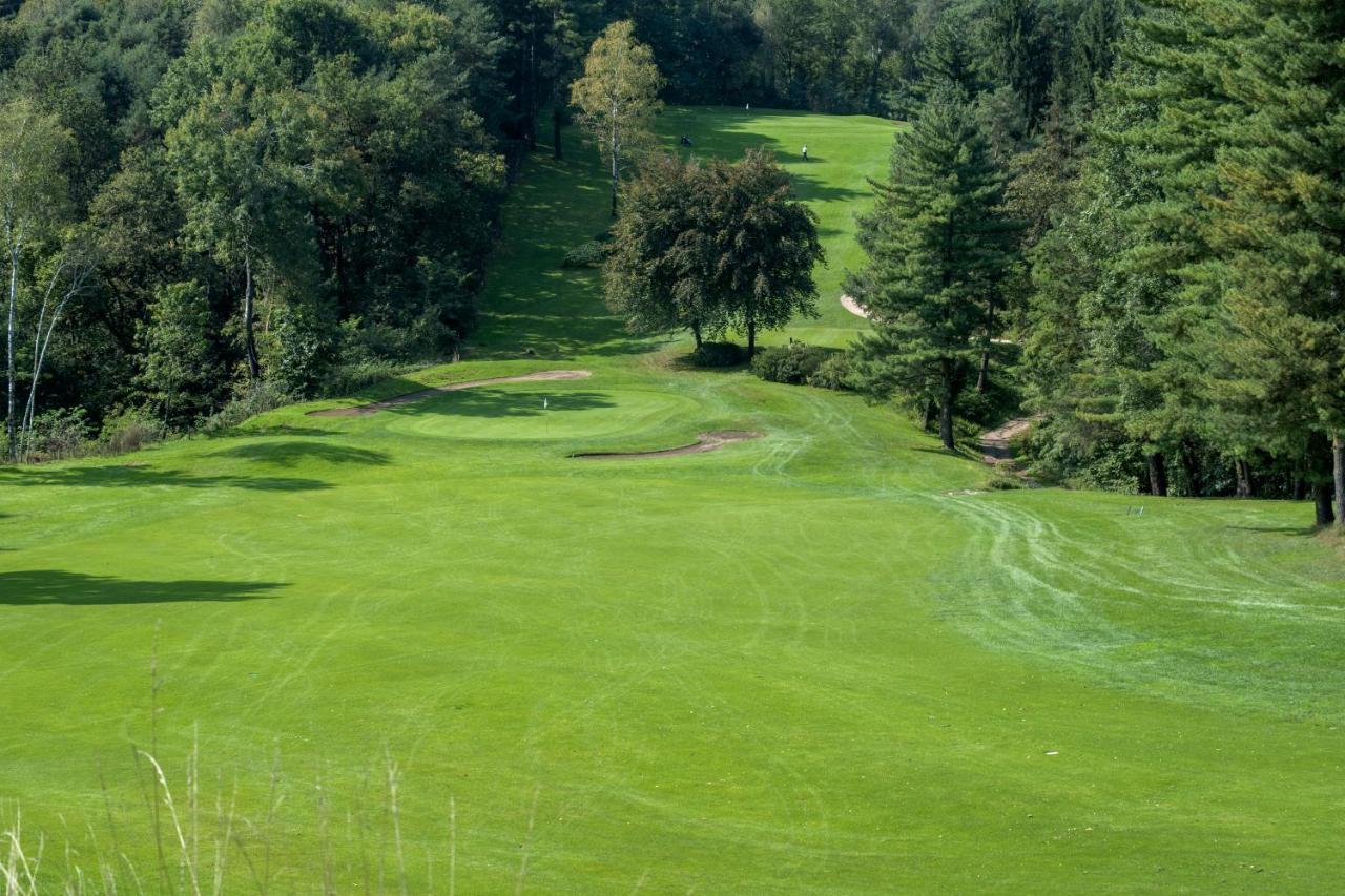 Golf Hotel La Pinetina Appiano Gentile Eksteriør bilde