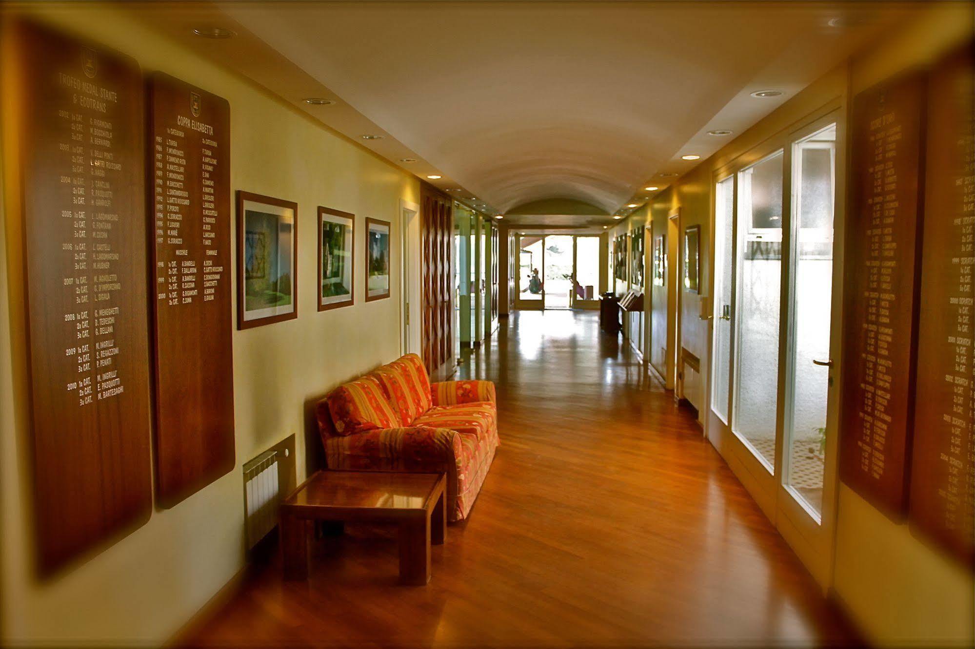 Golf Hotel La Pinetina Appiano Gentile Eksteriør bilde